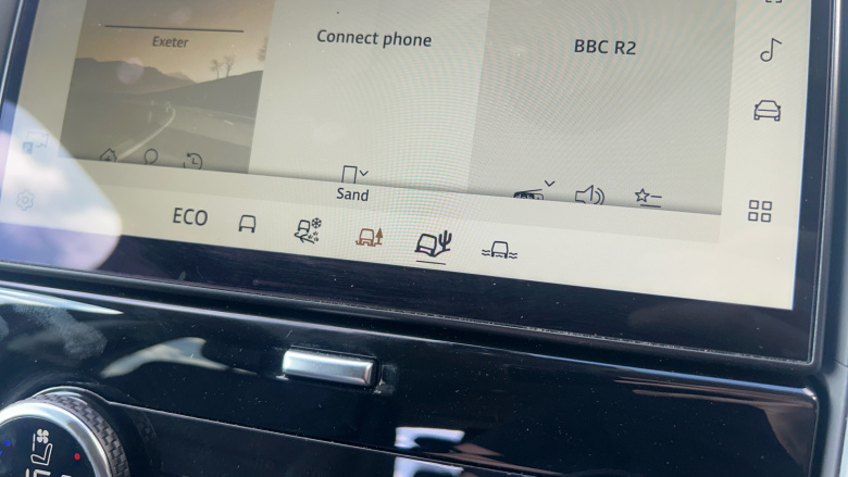 Land Rover Discovery 3.0 D300 S 5dr Auto Diesel Station Wagon